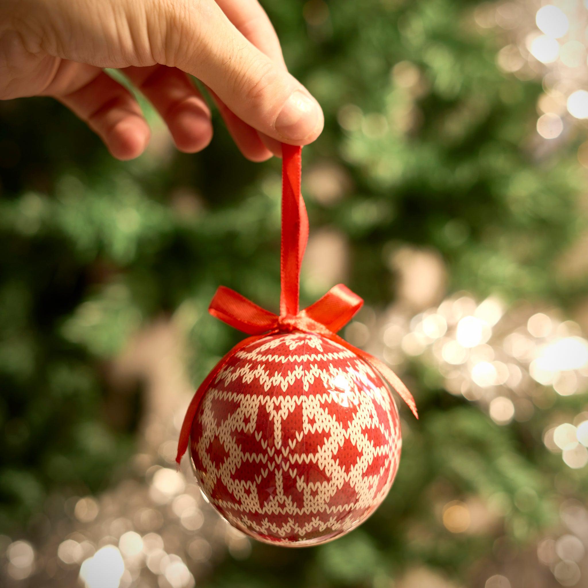 Set of 6 Christmas Baubles - Red Knit Look-5050565416797-Bargainia.com