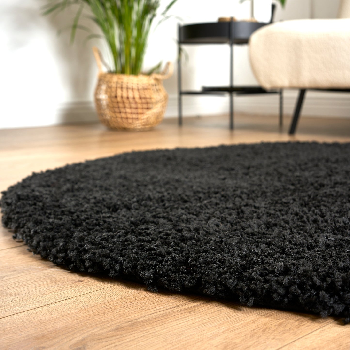 Black Thick Shaggy Rug - California