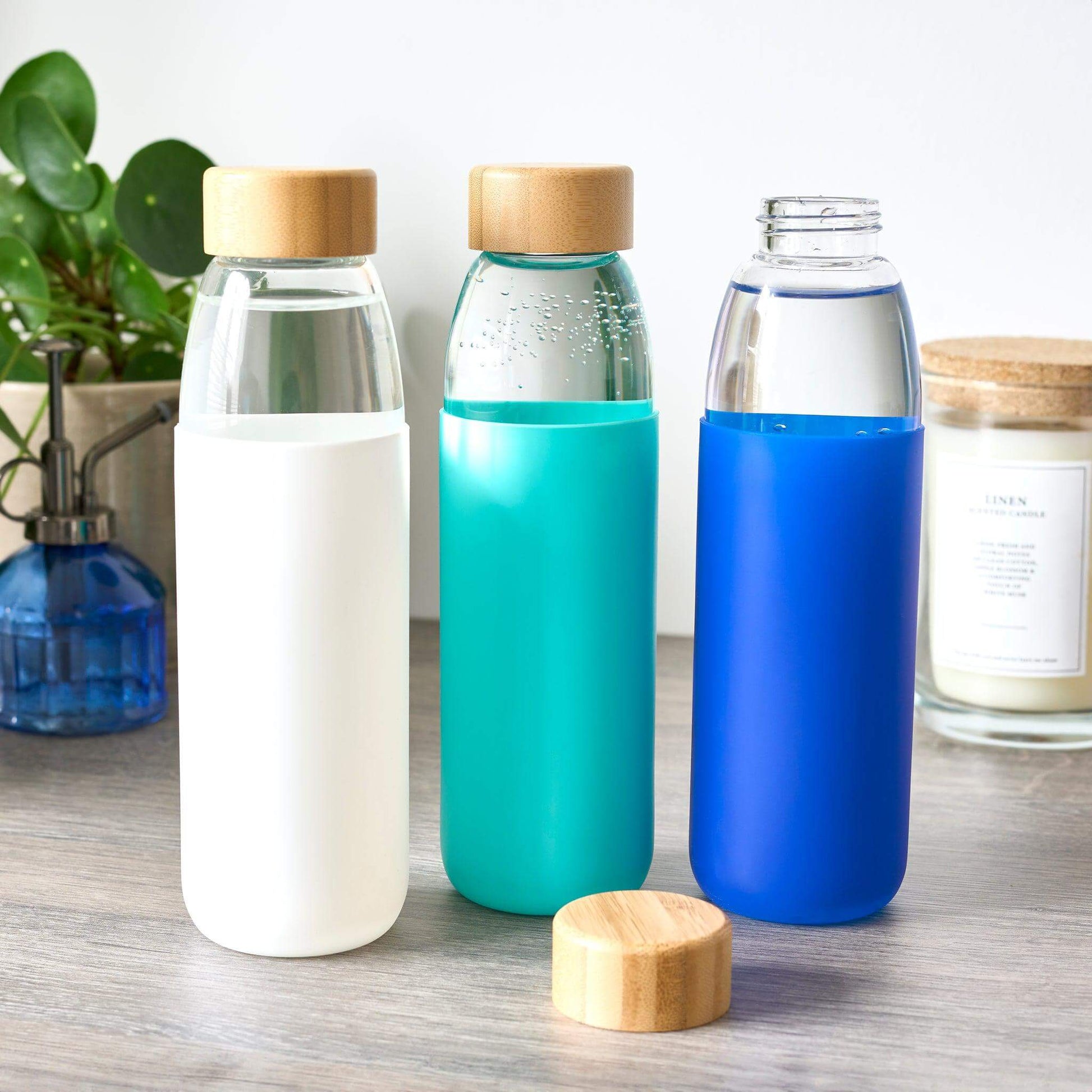 Glass Water Bottle with Bamboo Lid & Coloured Silicone Sleeve 540ml Assorted Colours-Bargainia.com