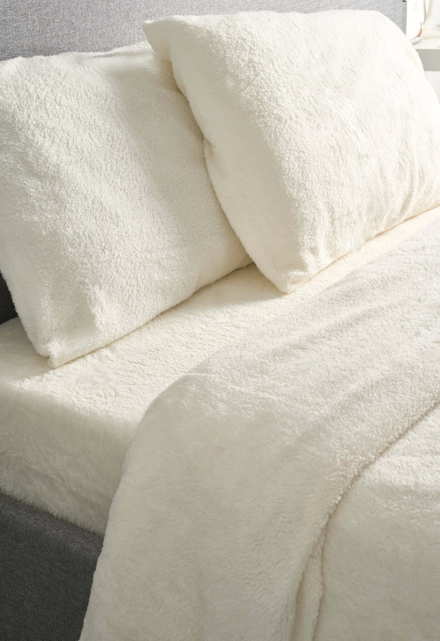 Hibernate Collection Super Soft Teddy Fleece Duvet & Two Pillow Covers Set - Ivory Cream-Bargainia.com