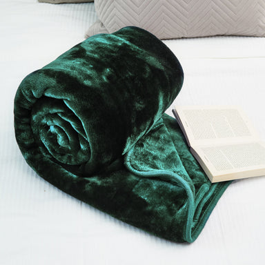 Soft Faux Mink Throw Thick Luxury Blanket - Forest Green-Bargainia.com